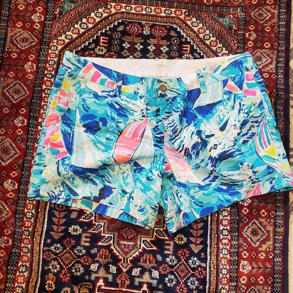 Lilly Pulitzer THE CALLAHAN SHORT SZ14. SAILBOATS. NEWER